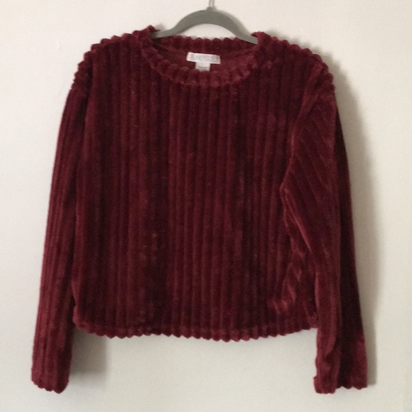 Planet Gold Oversized Cropped Ribbed Sweater - Picture 2 of 5